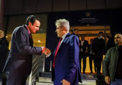 Ali Ahmeti uron Albin Kurtin për zgjedhjen në detyrën e Kryeministrit të Republikës së Kosovës