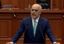 Deputetët e PD iu vunë zjarrin karrigeve në Kuvend, reagon Edi Rama: Ne mbjellim, ata shkulin e djegin