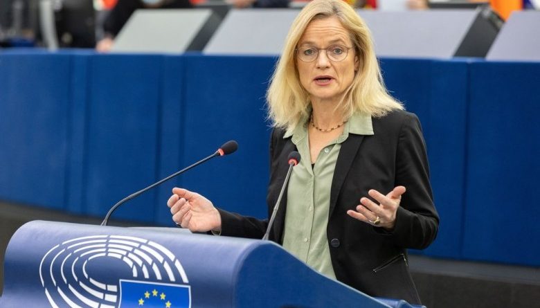 Von Cramon: Nuk ekziston më arsyeja për masat kufizuese të BE-së ndaj Kosovës