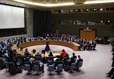 Këshilli i Sigurimit i OKB-së miraton rezolutën, i kërkon Iranit të ndalojë sulmet ndaj vendeve të Gjirit