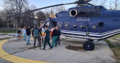 U lëndua duke skijuar në Kodrën e Diellit, shtetasja austriake me helikopter dërgohet në Shkup (Video)