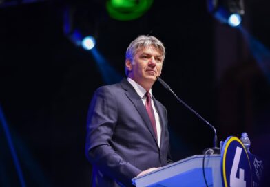 Sela: “Dhomat e gazit” dhe “vdekje shqiptarëve”, janë vetëm vazhdimësi e “Makedonija povtorno tvoja”