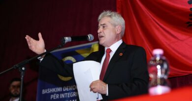 Ali Ahmeti nga Zvicra: VMRO-ja gaboi me hakmarrjen – pa shqiptarët, RMV-ja s’ka të ardhme!