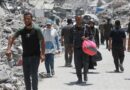 Palestinezët largohen pas kërcënimit të Izraelit për sulm ndaj një zone në Khan Younis (Video)