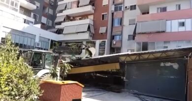 “Aksioni vijon!” Kryeministri Rama: Vetëm në Tiranë janë liruar 20 mijë metër katrorë hapësirë publike