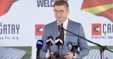 Mickoski: U vu gurthemeli i fabrikës së re të Çagataj Kabllo, investim në vlerë prej 6 milionë eurosh dhe 200 vende të reja pune