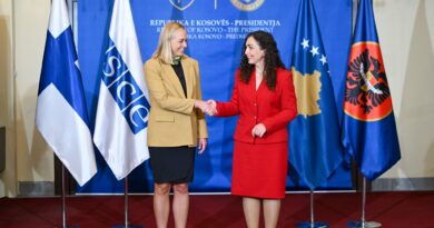 Presidentja Osmani priti në takim Ministren e Jashtme të Finlandës, njëherësh Kryesuese e OSBE-së, znj. Elina Valtonen