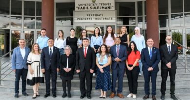 Udhëheqësia e Universitetit të Tetovës priti në takim përfaqësues të Universitetit të Illinois-it Verior nga SHBA