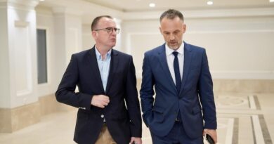 Arben Fetai: Taravari e shiti lojën, politikisht u ndamë pa asnjë fjalë të keqe!