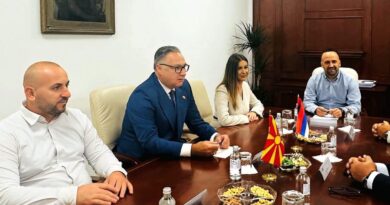 Drejtori i ZNAM-it firmos marrëveshje me Fondin Pensional nga Republika Srpska (FOTO)