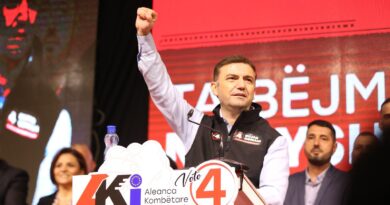 Bujar Osmani pas tubimit në Çair: Ju falënderoj nga zemra! Më 19 tetor votoni për ndryshimin! Bashkë për Çairin e ri