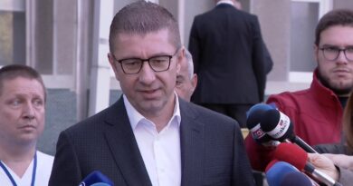 Spekulimet për koalicion me Ramiz Merkon, Mickoski: Tamam puna, janë të pavërteta!