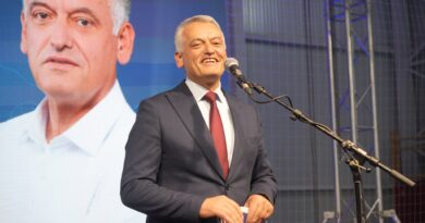 VLEN: Likova foli qartë dhe me Një Zë për Nexhmedin Sadikun!