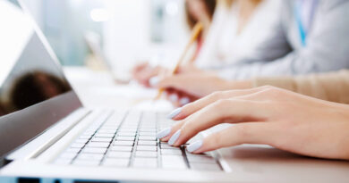 Mbi 33 mijë studentë kanë marrë vauçer prej 15.300 denarëve