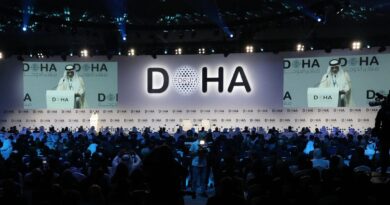 Forumi i Dohës përfundon mes sfidave globale që dominuan agjendën