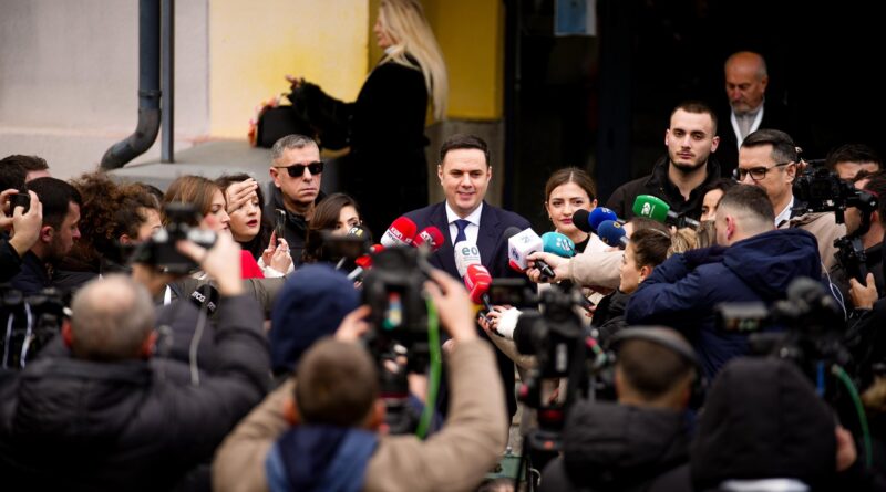 Lumir Abdixhiku pas votimit: Zgjedhni dikë për stabilitet, jo bllokada dhe përçarje