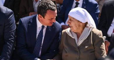 “Të kuptosh vendin, dëgjo edhe nënat”, motra e dëshmorit Afrim Zhitia tregon bisedën me nënën