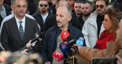 Nevzat Bejta dorëzon kandidaturën për Kryetar të Komunës së Gostivarit