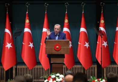 Presidenti Erdogan: Turqia mirëpret hapat që mbështesin paqen dhe stabilitetin në Siri