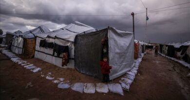 Moti i keq përfshin Gazën, përmbyten mijëra tenda të palestinezëve të zhvendosur