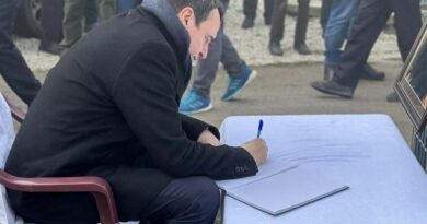 Kurti nderon mësuesin Osman Jakupi: Kujtimi për të është i paharrueshëm