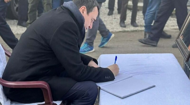 Kurti nderon mësuesin Osman Jakupi: Kujtimi për të është i paharrueshëm