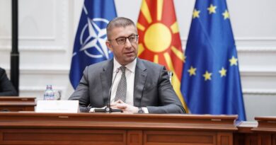 Mickoski: Kthimi juaj është mesazh se Maqedonia nuk është harruar, rrënjët nuk janë këputur dhe dashuria për shtëpinë nuk zhduket