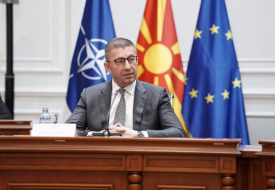 Mickoski: Krahas projekteve të reja, po shlyejmë edhe borxhet e Qeverisë së kaluar – rreth 700 milionë euro për euroobligacionin