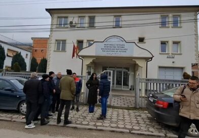 Protesta para Myftinisë së Tetovës, tregtarët kundërshtojnë mbylljen e “Tregut të Grave”