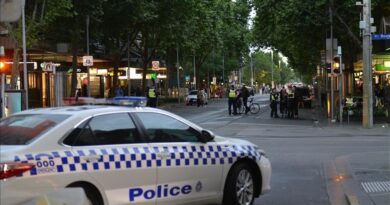 Të paktën 10 të vdekur dhe 12 të plagosur në të shtënat në plazhin australian (Video)