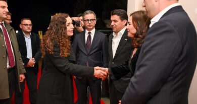 Osmani takohet me mërgatën në Zvicër