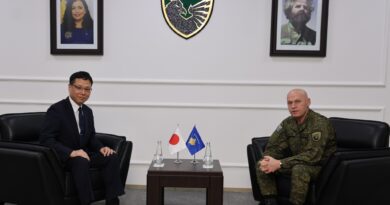 Jashari falënderon Japoninë për mbështetjen në ngritjen e kapaciteteve të FSK-së