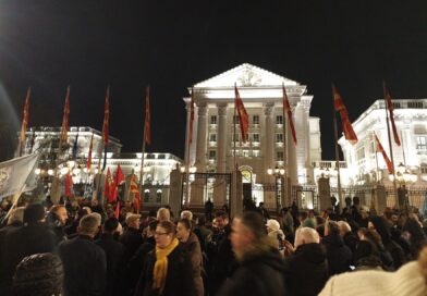 Lidhja e Sindikatave protestoi për rritjen e pagës minimale – Sindikatat kërkojnë që minimalja të rritet në 600 euro