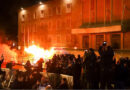 Tensione në protestën e opozitës në Shqipëri, hidhen molotovë drejt Kryeministrisë