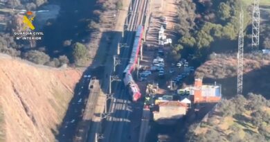 Të paktën 39 të vdekur dhe 152 të plagosur pas përplasjes së dy trenave të shpejtësisë së lartë në Kordobë të Andaluzisë së Spanjës