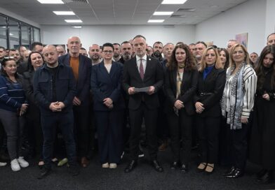 Arben Fetai merr mandatin për negociatat – “Aleanca e Re” drejt shkrirjes së VLEN-it në një parti të vetme