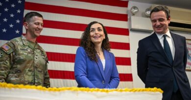 Presidentja Osmani mori pjesë në ceremoninë e ndërrimit të komandës në Kampin Bondsteel