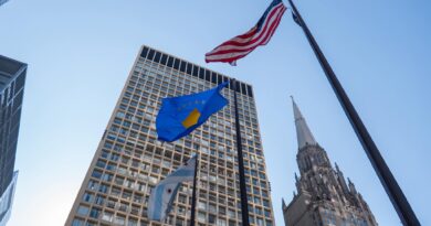 Në Çikago ngritet flamuri i Kosovës për 18 vjetorin e pavarësisë