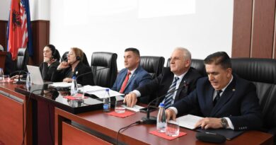 Kryetari i Senatit të UT-së, Kenan Ferati – Janevskës: Projektligji rrezikon autonominë universitare dhe zhvillimin e barabartë