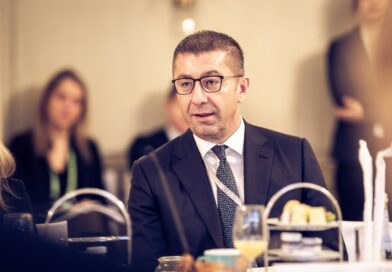 Mickoski: Do të vijë koha kur të rinjtë që braktisën Maqedoninë do të kthehen