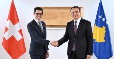 Kryeministri Kurti priti në takimin ambasadorin e Zvicrës, Jürg Sprecher