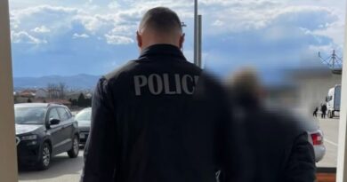 Akuzohet për krime lufte në Prishtinë në vitin 1999, Kosova arreston ish-pjesëtarin e forcave serbe