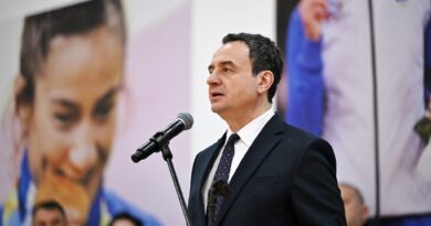 Vendoset gurthemeli i Qendrës Nacionale të Xhudos në Pejë, Kurti: Mbi 5.7 milionë euro investime në xhudo, përgjigje ndaj sukseseve