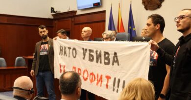 “NATO vret”, Rutte u prit me parulla anti-NATO nga ‘Levica’ (Video)