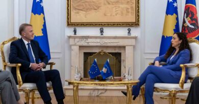 Osmani priti në takim lamtumirës ambasadorin e BE-së në Kosovë, Aivo Orav