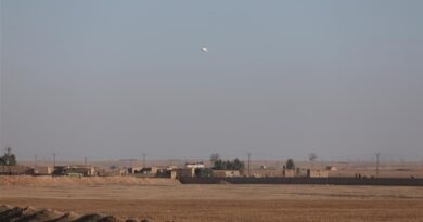 Ushtria siriane: Një bazë ushtarake u shënjestrua në një sulm nga territori irakian