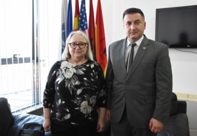 Përfaqësues nga Universiteti i Arizonës dhe të Organizatës Botërore për Migrim e vizituan Universitetin e Tetovës