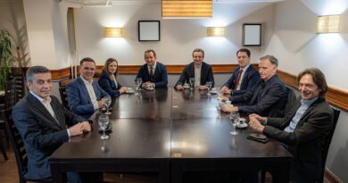 “VLEN NJË”, Liderët e VLEN-it në takim me kryeministrin e Kosovës Albin Kurti! A u finalizua shkrirja?