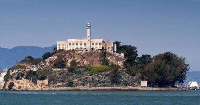 Trump kërkon 152 milionë dollarë për të rihapur burgun famëkeq të Alcatraz-it