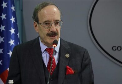 Ndërron jetë miku i shqiptarëve, ish-kongresisti Eliot Engel